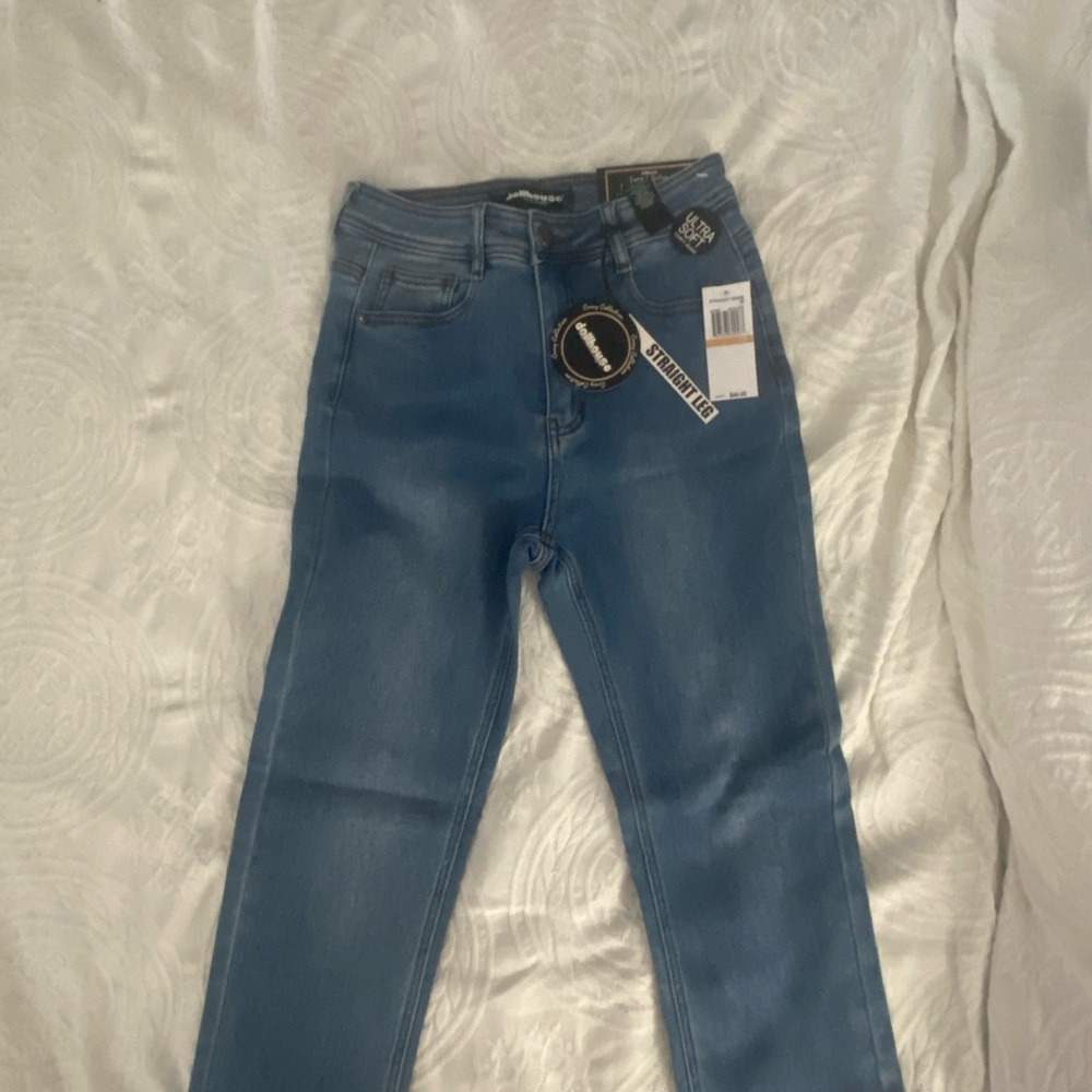 Dollhouse Classic straight Leg Blue Jeans NWT